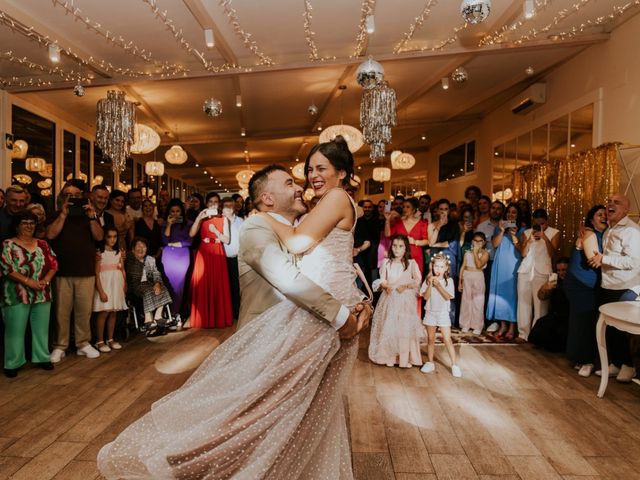 La boda de Carlos y Zoraida en Rois, A Coruña 38