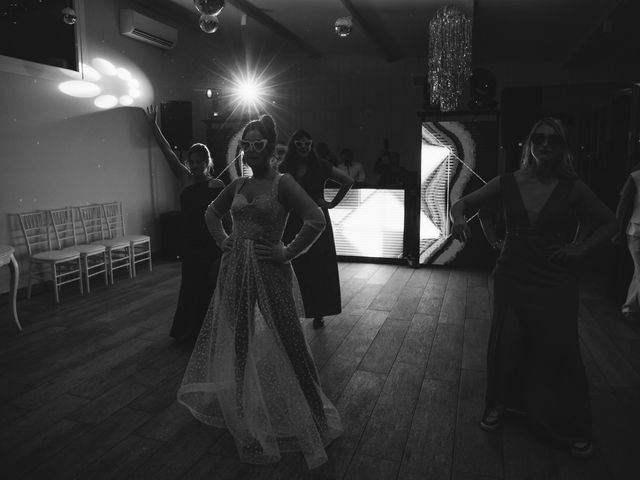 La boda de Carlos y Zoraida en Rois, A Coruña 39