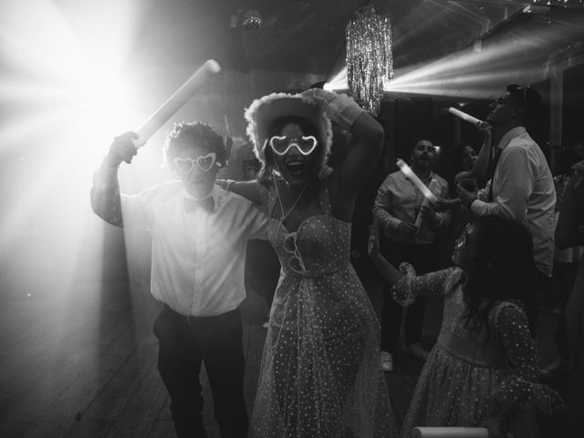 La boda de Carlos y Zoraida en Rois, A Coruña 42