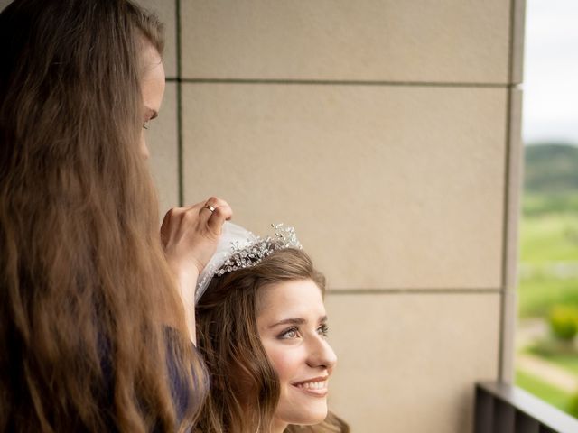 La boda de Florín y Yana en Gorraiz, Navarra 16