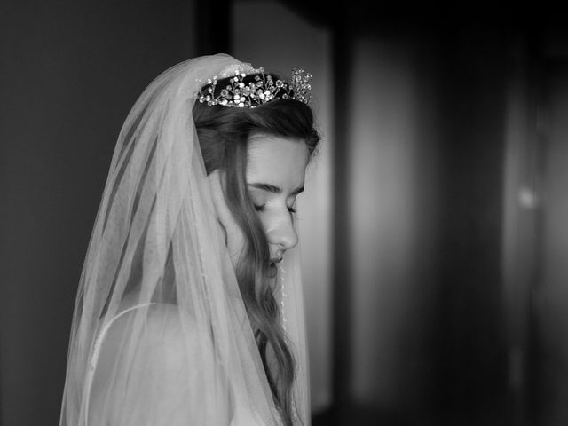 La boda de Florín y Yana en Gorraiz, Navarra 28