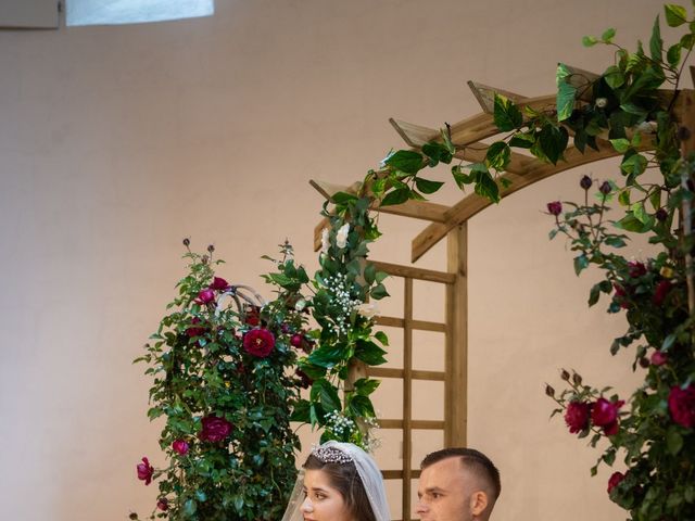 La boda de Florín y Yana en Gorraiz, Navarra 67