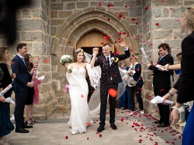 La boda de Florín y Yana en Gorraiz, Navarra 82