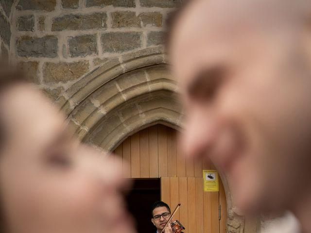 La boda de Florín y Yana en Gorraiz, Navarra 87