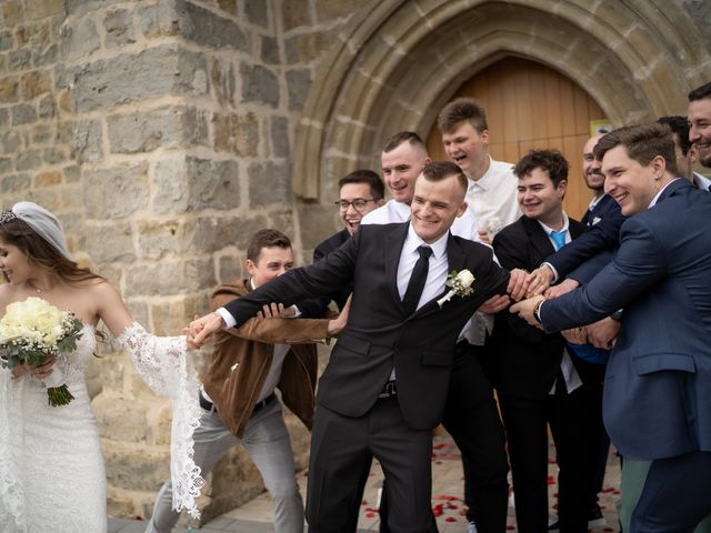 La boda de Florín y Yana en Gorraiz, Navarra 89