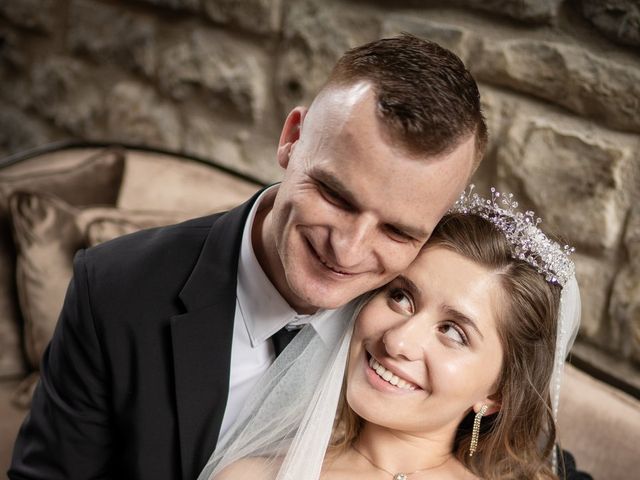 La boda de Florín y Yana en Gorraiz, Navarra 102