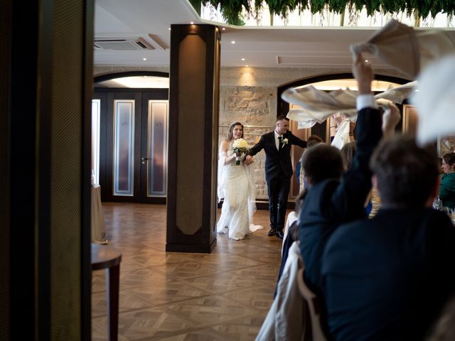 La boda de Florín y Yana en Gorraiz, Navarra 111