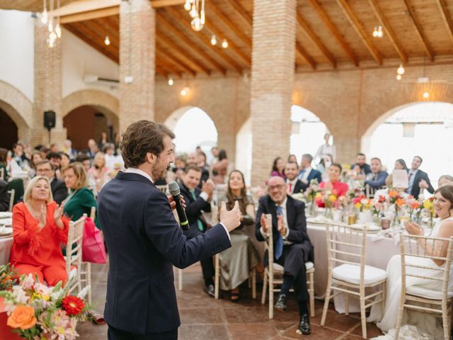 La boda de Sarah y Pedro en Alcala De Guadaira, Sevilla 34