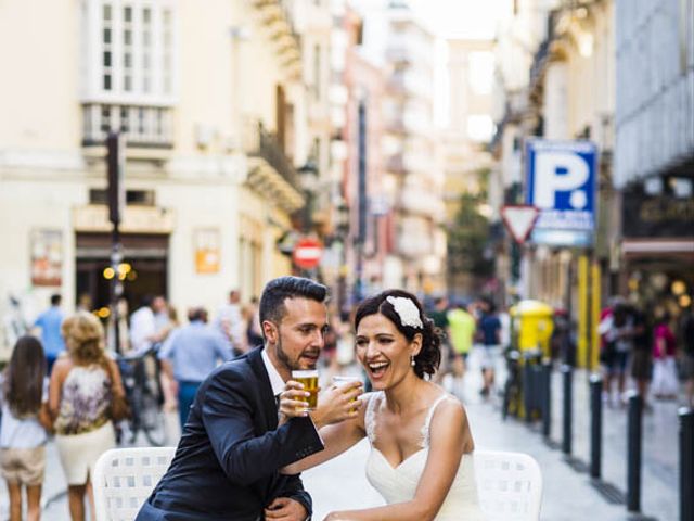 La boda de Daniel y Silvia en Málaga, Málaga 17