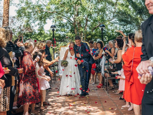 La boda de Mariano y Laura en Castelló/castellón De La Plana, Castellón 12