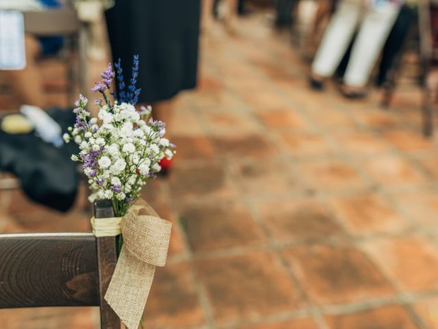 La boda de Mariano y Laura en Castelló/castellón De La Plana, Castellón 19