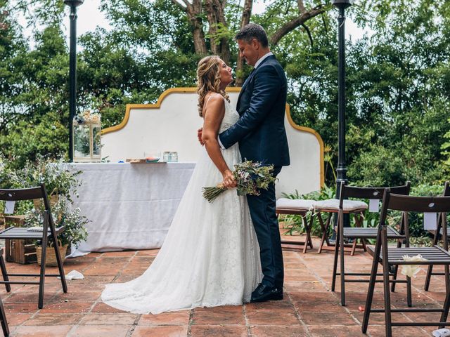 La boda de Mariano y Laura en Castelló/castellón De La Plana, Castellón 27