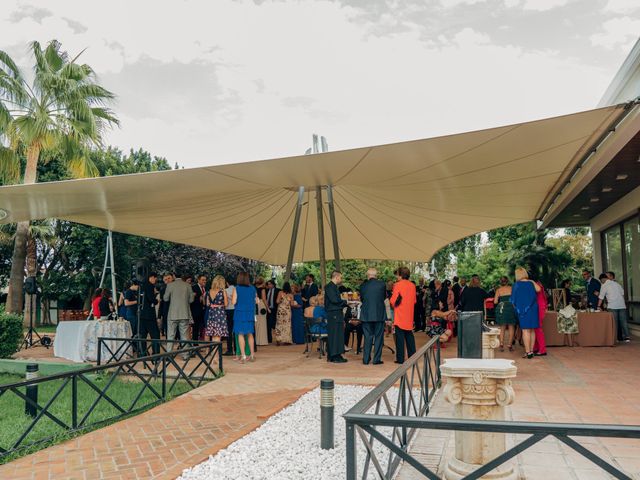 La boda de Mariano y Laura en Castelló/castellón De La Plana, Castellón 30