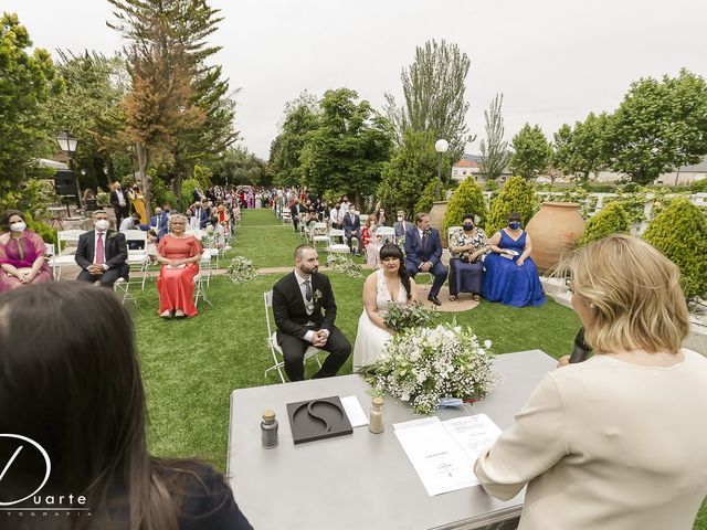 La boda de Verónica y Enrique en Valdemorillo, Madrid 16