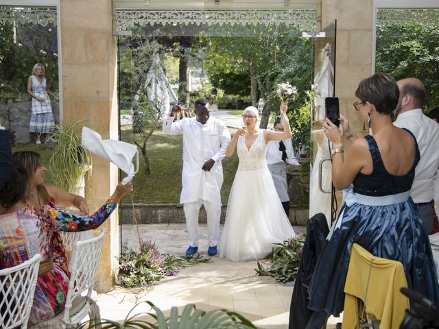 La boda de Lara y Mansour en Arnuero, Cantabria 25