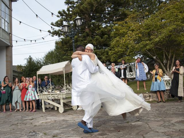 La boda de Lara y Mansour en Arnuero, Cantabria 31