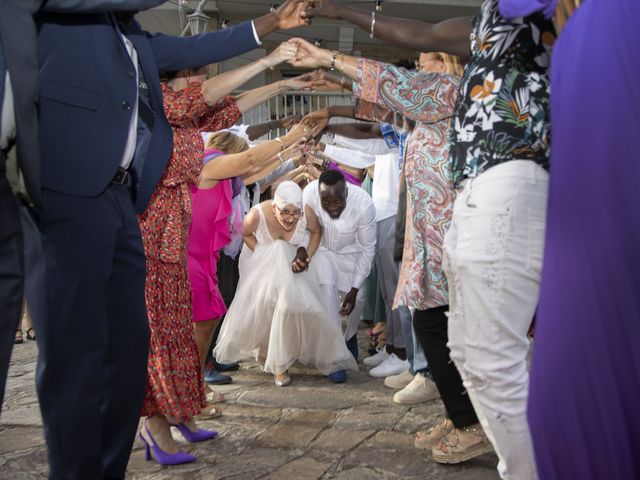 La boda de Lara y Mansour en Arnuero, Cantabria 33