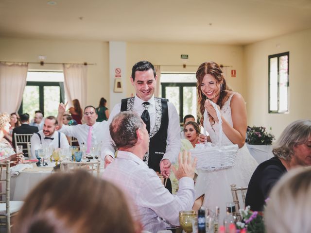 La boda de Miguel y Irene en Los Barrios, Cádiz 85