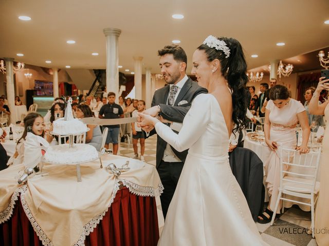 La boda de Inma y Fernando en Valverde Del Camino, Huelva 13