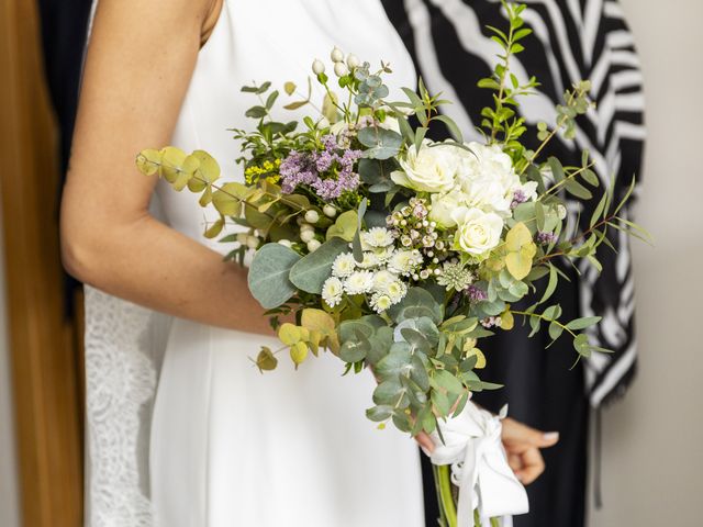 La boda de Albert y Claudia en Vilanova Del Valles, Barcelona 12