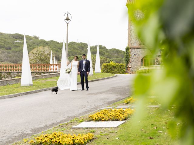 La boda de Albert y Claudia en Vilanova Del Valles, Barcelona 27