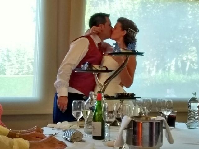 La boda de Roberto  y Aitziber  en Sondika, Vizcaya 1