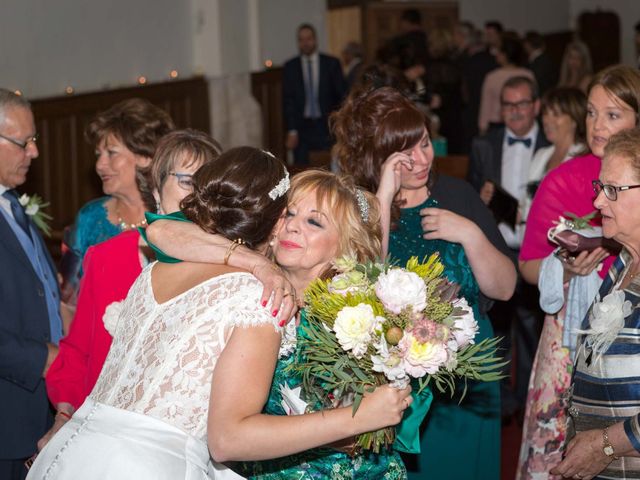 La boda de Josu y Paula en Vitoria-gasteiz, Álava 36