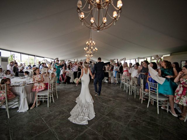 La boda de Raúl y Anna en Castelló/castellón De La Plana, Castellón 29