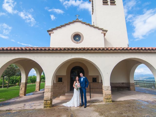 La boda de Emanuelly y Marc en Prats De Lluçanes, Barcelona 23