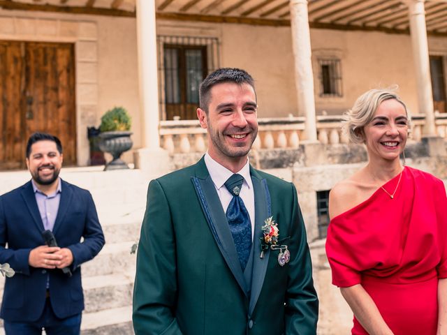 La boda de David y Rossana en Sotos De Sepulveda, Segovia 33