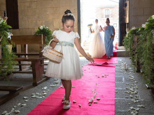 La boda de Gabriel y Dhara en Chantada (Santa Marina), Lugo 43