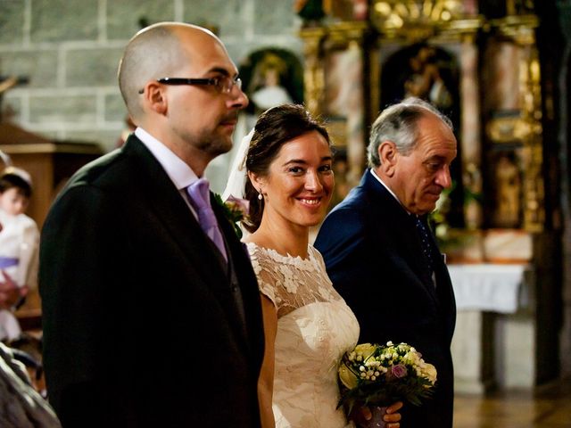 La boda de Raúl y Quintina en Burgos, Burgos 35