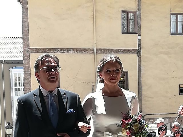 La boda de Antonio y Clara en Burgos, Burgos 22