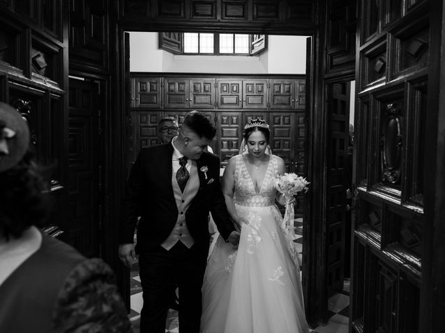 La boda de María y David en Atarfe, Granada 23