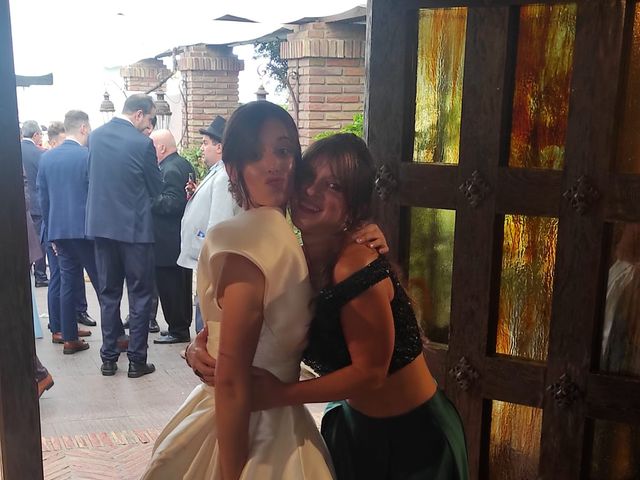 La boda de Tamara y Adrián  y Tamara  en Lardero, La Rioja 13