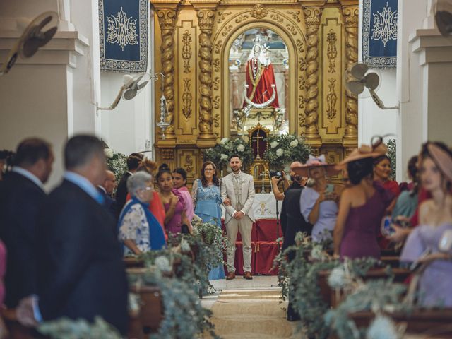 La boda de Jennifer y Juan Antonio en Tarifa, Cádiz 36