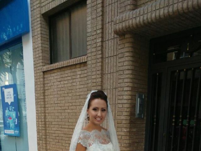 La boda de Roberto y Raquel  en Castelló/castellón De La Plana, Castellón 5