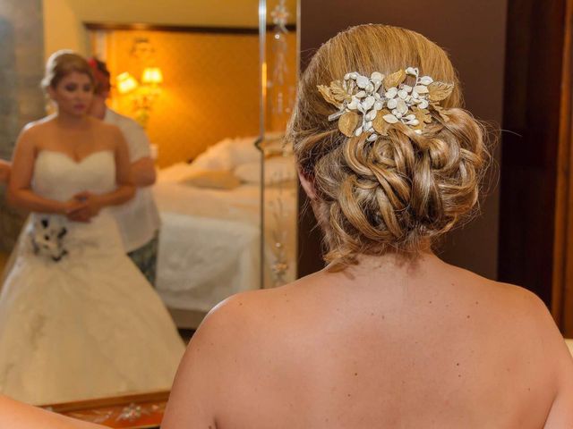 La boda de Jefri y Claudia en Pamplona, Navarra 40