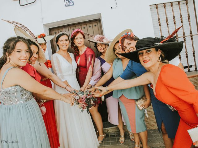 La boda de Magdalena y Juancris en El Cerro De Andevalo, Huelva 12