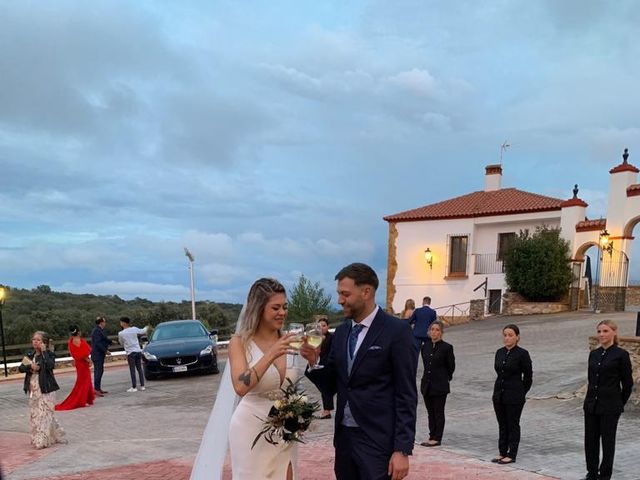 La boda de Juan Manuel y Paula en Fregenal De La Sierra, Badajoz 8