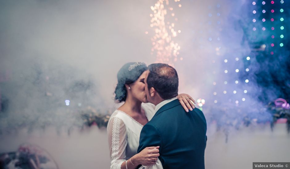 La boda de Magdalena y Juancris en El Cerro De Andevalo, Huelva
