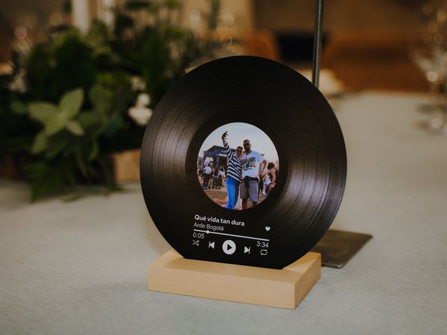 La boda de Alejandro y Nerea en Vigo, Pontevedra 37