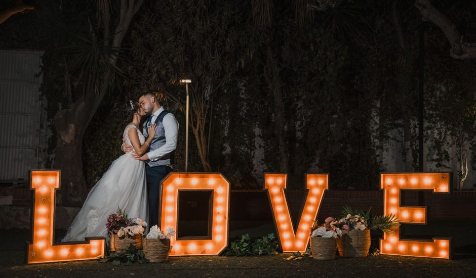 La boda de Daniel  y Azahara  en Melilla, Melilla
