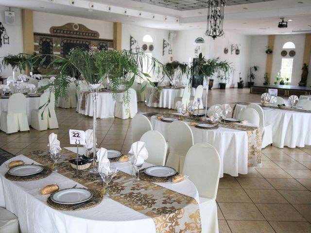 La boda de Camelia y Jesús en Cartaya, Huelva 23