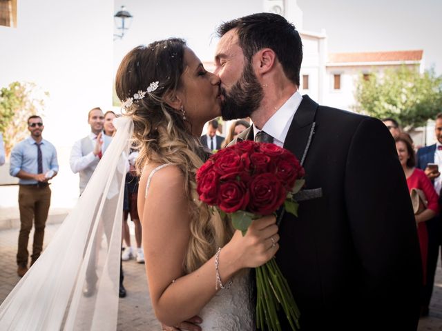 La boda de Juanra y Luciene en La/villajoyosa Vila Joiosa, Alicante 40