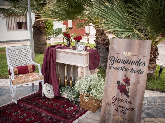 La boda de Juanra y Luciene en La/villajoyosa Vila Joiosa, Alicante 71