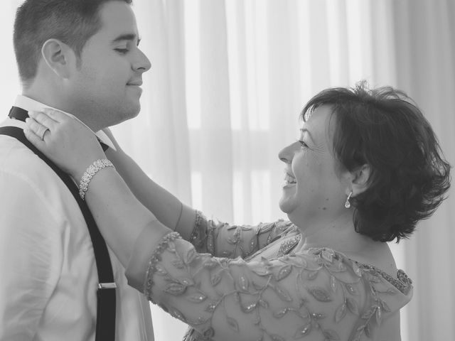 La boda de Diego y Tamara en Torrejon De Velasco, Madrid 15