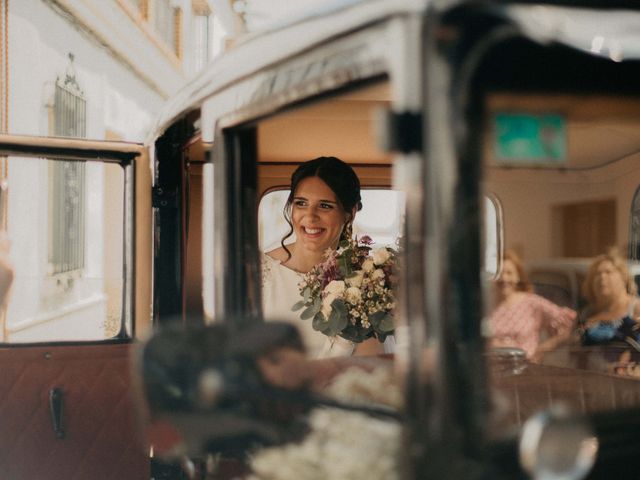 La boda de Amparo y Rafa en Sevilla, Sevilla 15