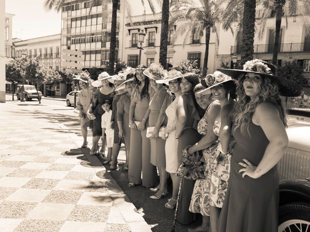 La boda de Carlos y Cristina en Jerez De La Frontera, Cádiz 12