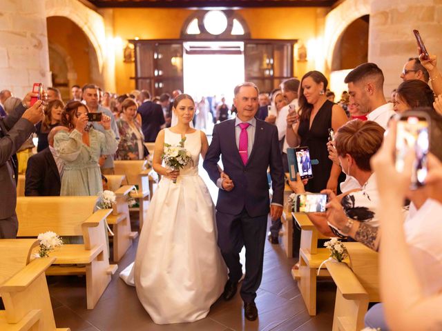 La boda de Miguel Ángel y Soraya en Ampuero, Cantabria 23